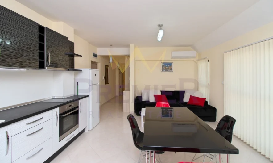 ЛУКСОЗЕН ТРИСТАЕН АПАРТАМЕНТ ИДЕАЛЕН ЦЕНТЪР -  - снимка 2 - Имоти Премиер