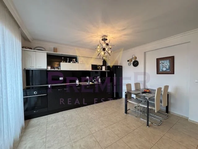 Луксозен тристаен апартамент на две нива с гледка към морето в Свети Влас -  - снимка 7 - Имоти Премиер