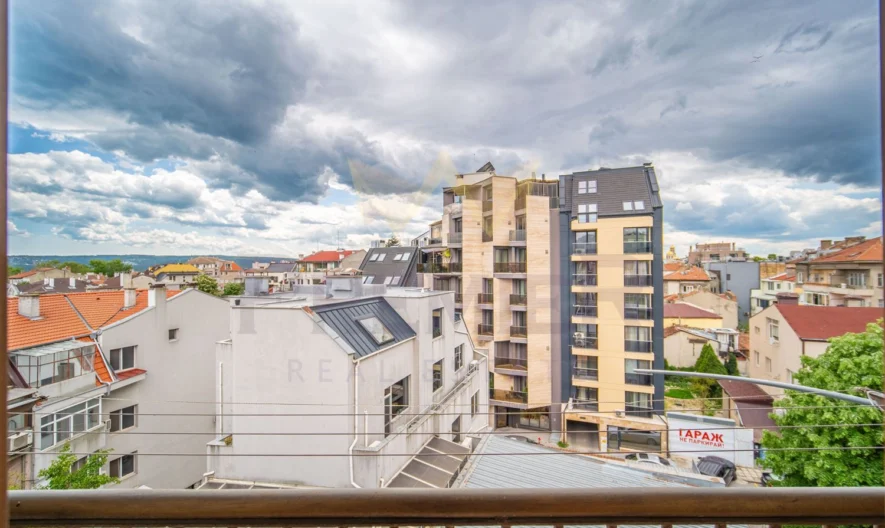 Луксозен тристаен апартамент срещу Община Варна -  - снимка 18 - Имоти Премиер