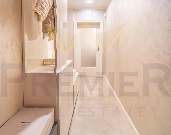 Луксозен тристаен апартамент срещу Община Варна - - снимка 18 - Имоти Премиер