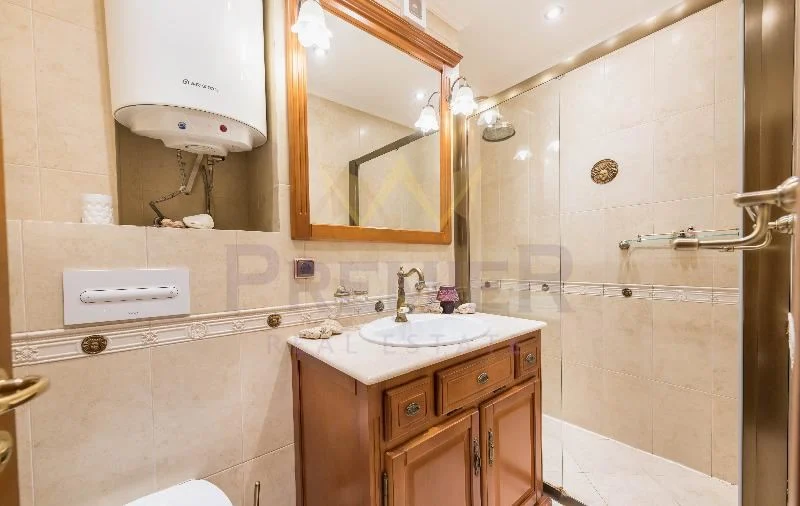 ЛУКСОЗЕН ТРИСТАЕН СЕВАСТОПОЛ -  - снимка 11 - Имоти Премиер