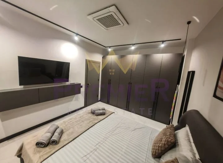 ЛУКСОЗЕН ТРИСТАЕН В СЪРЦЕТО НА БУРГАС + ПАРКОМЯСТО -  - снимка 7 - Имоти Премиер