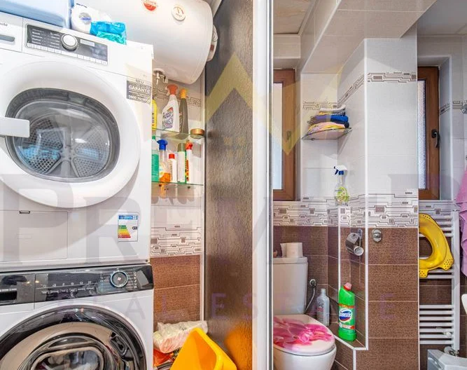 Луксозна фамилна къща в кв. Аспарухово - - снимка 20 - Имоти Премиер