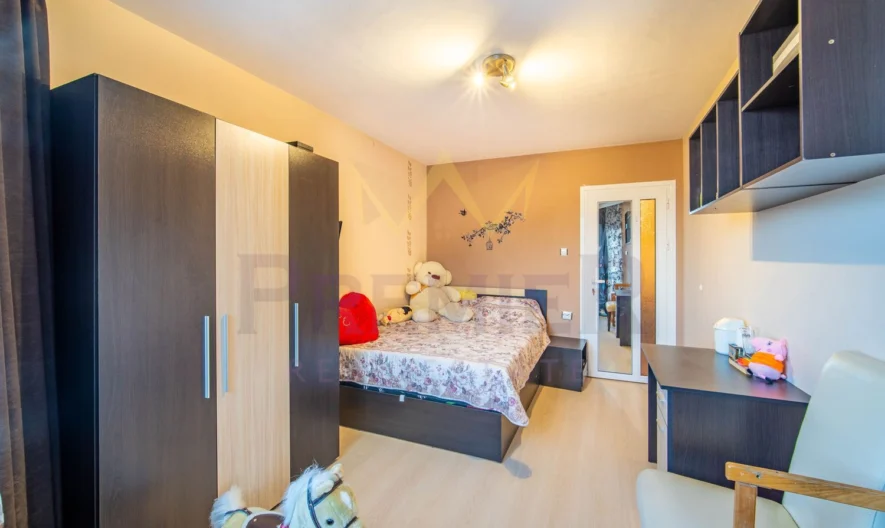 Луксозна фамилна къща в кв. Аспарухово - - снимка 29 - Имоти Премиер