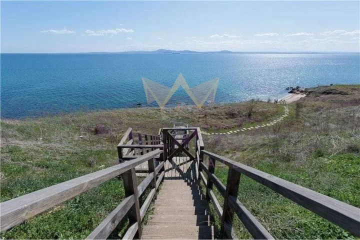 Луксозна къща, първа линия море – местност Лахана - - снимка 17 - Имоти Премиер