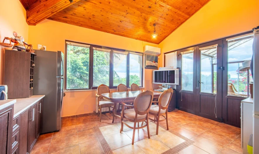 Луксозна къща с басейн и морска гледка -  - снимка 21 - Имоти Премиер