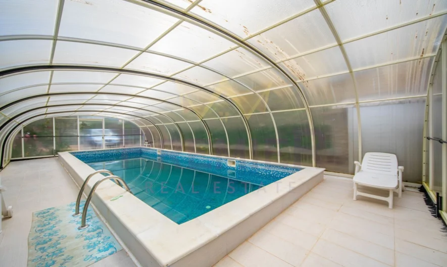 Луксозна къща с басейн и морска гледка -  - снимка 26 - Имоти Премиер