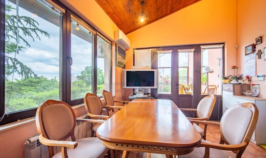 Луксозна къща с басейн и морска гледка - - снимка 34 - Имоти Премиер