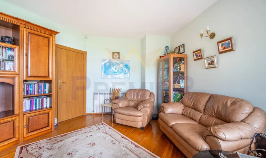 Луксозна къща с басейн и морска гледка - - снимка 49 - Имоти Премиер