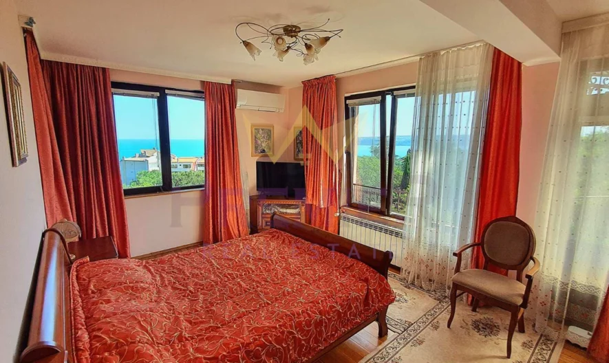 Луксозна къща с басейн и морска гледка - - снимка 70 - Имоти Премиер