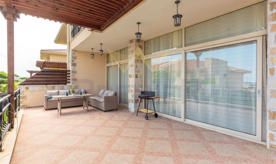 Луксозна къща с басейн и морска панорама в Лозенец – престиж, комфорт и уединение край морето -  - снимка 2 - Имоти Премиер