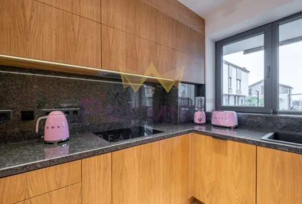 Агенция за недвижими имоти - Имоти Премиер - имот - 937238, Цена: 1668000 EUR