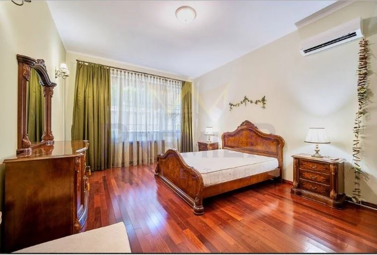 Луксозна къща в м-т Евксиновград - - снимка 1 - Имоти Премиер