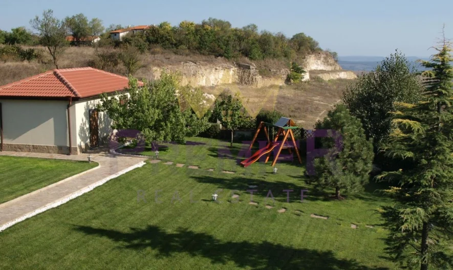 Луксозна къща в с. Аврен -  - снимка 19 - Имоти Премиер