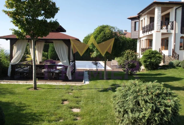 Агенция за недвижими имоти - Имоти Премиер - имот - 658323, Цена: 390000 EUR