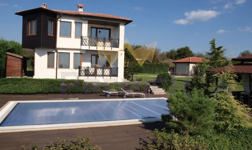 Луксозна къща в с. Аврен -  - снимка 3 - Имоти Премиер