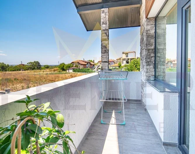 Луксозна къща в село Близнаци - - снимка 28 - Имоти Премиер