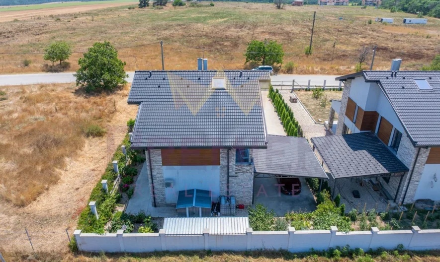 Луксозна къща в село Близнаци - - снимка 52 - Имоти Премиер