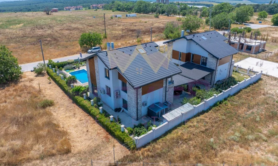 Луксозна къща в село Близнаци - - снимка 53 - Имоти Премиер