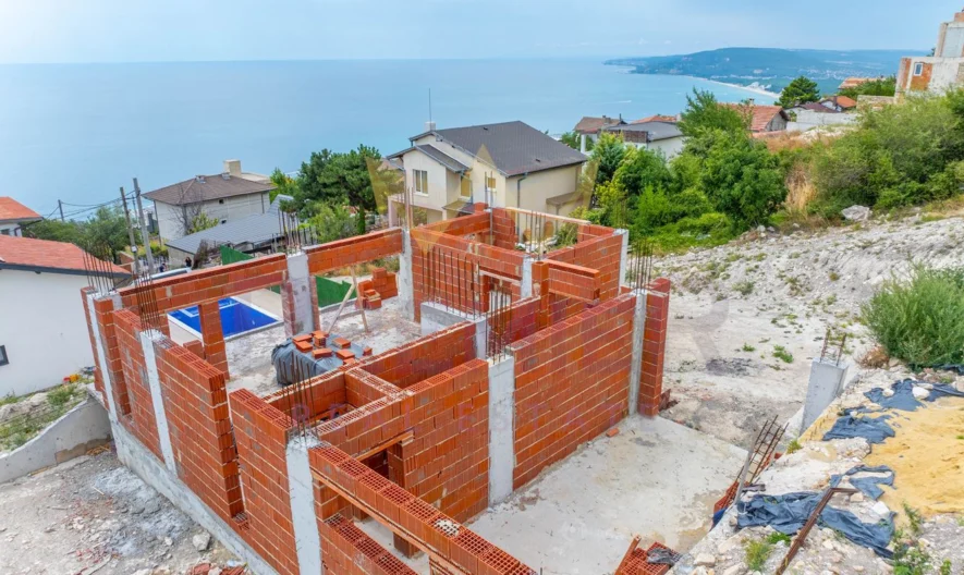 Луксозна новострояща се двуетажна къща с морска панорама, в гр. Балчик - - снимка 12 - Имоти Премиер