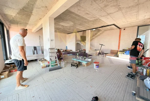 Агенция за недвижими имоти - Имоти Премиер - имот - 1245105, Цена: 935000 EUR