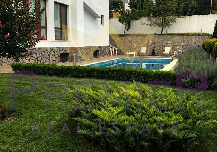 Луксозна триетажна къща в село Оброчище -  - снимка 2 - Имоти Премиер