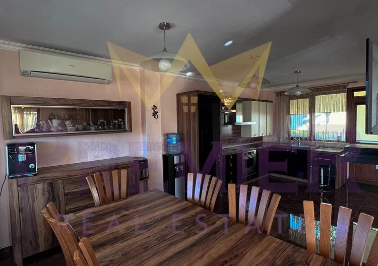 Луксозна триетажна къща в село Оброчище -  - снимка 27 - Имоти Премиер