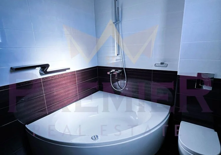 Луксозна триетажна къща в село Оброчище - - снимка 5 - Имоти Премиер