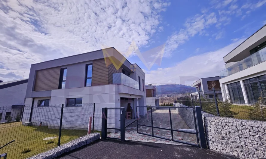 Луксозни, бутикови къща в Бистрица -  - снимка 39 - Имоти Премиер