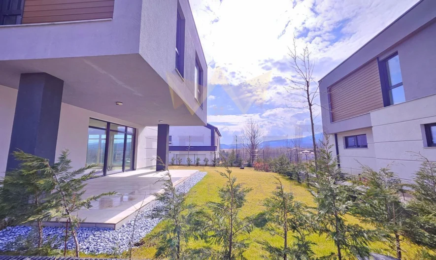 Луксозни, бутикови къща в Бистрица -  - снимка 4 - Имоти Премиер