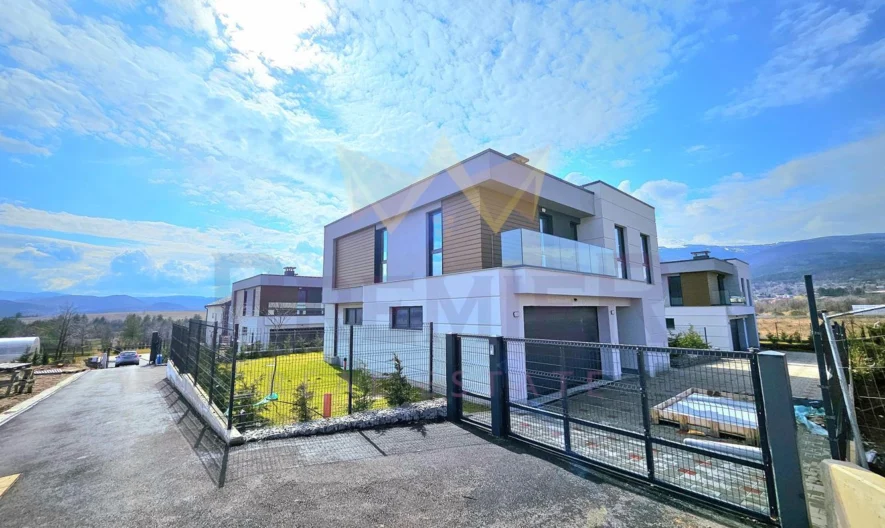 Луксозни, бутикови къща в Бистрица -  - снимка 40 - Имоти Премиер