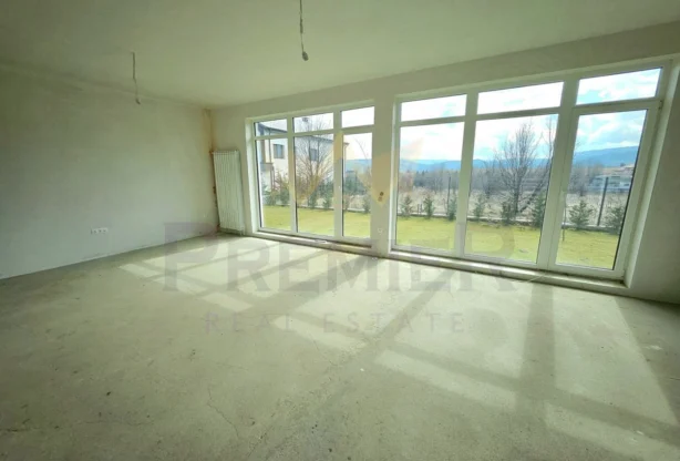 Агенция за недвижими имоти - Имоти Премиер - имот - 1183104, Цена: 749900 EUR