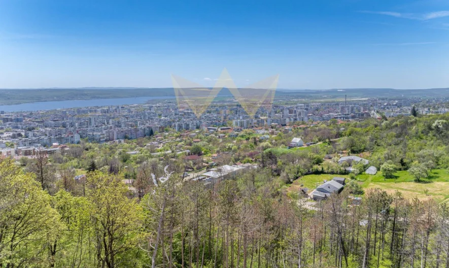 Луксозни къщи с ТОП ПАНОРАМА КЪМ ЦЕЛИЯТ ГРАД в м-т Пчелина, гр. Варна -  - снимка 43 - Имоти Премиер