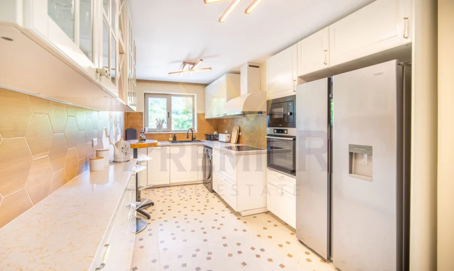 Луксозно имение в село Рогачево - - снимка 11 - Имоти Премиер