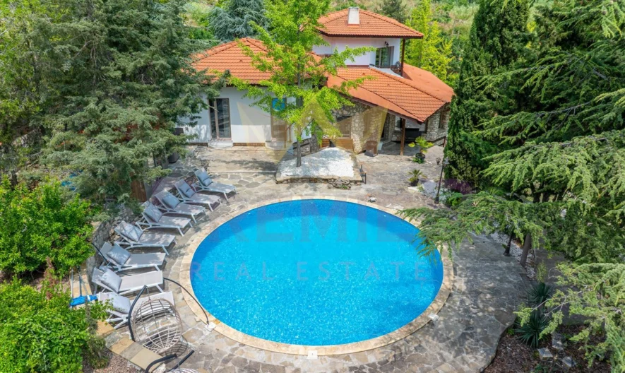 Луксозно имение в село Рогачево - - снимка 41 - Имоти Премиер