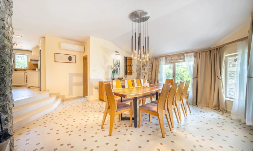 Луксозно имение в село Рогачево - - снимка 8 - Имоти Премиер