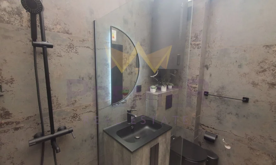 ЛУКСОЗНО ОБЗАВЕДЕН ДВУСТАЕН АПАРТАМЕНТ С МОРСКА ПАНОРАМА -  - снимка 10 - Имоти Премиер