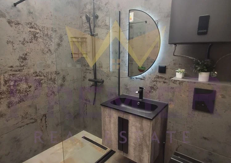 ЛУКСОЗНО ОБЗАВЕДЕН ДВУСТАЕН АПАРТАМЕНТ С МОРСКА ПАНОРАМА -  - снимка 11 - Имоти Премиер