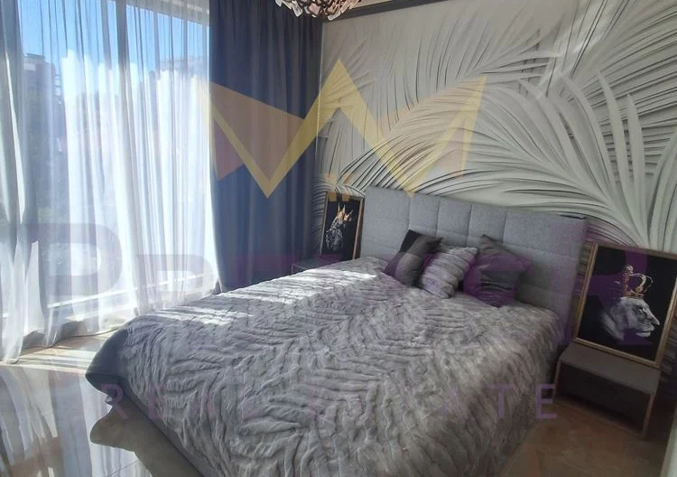 ЛУКСОЗНО ОБЗАВЕДЕН ДВУСТАЕН АПАРТАМЕНТ С МОРСКА ПАНОРАМА -  - снимка 5 - Имоти Премиер