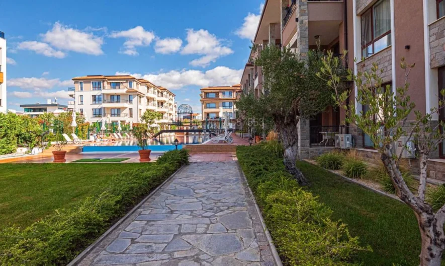 Луксозно обзаведен двустаен апартамент с впечатляваща морска гледка - - снимка 23 - Имоти Премиер