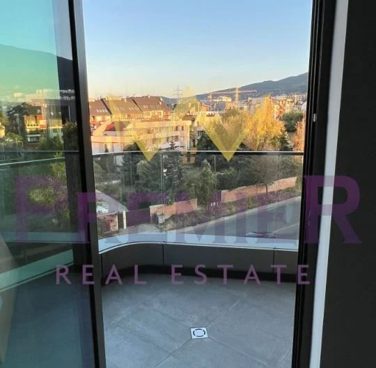 Луксозно обзаведен двустаен апартамент в кв. Кръстова вада - - снимка 11 - Имоти Премиер