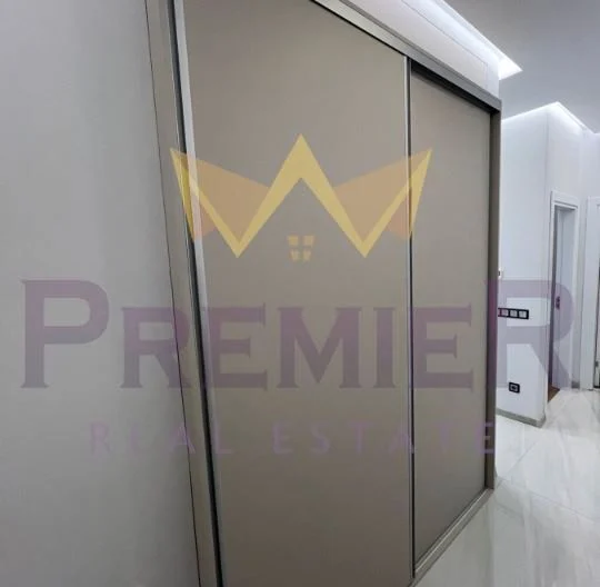 Луксозно обзаведен двустаен апартамент в кв. Кръстова вада - - снимка 9 - Имоти Премиер