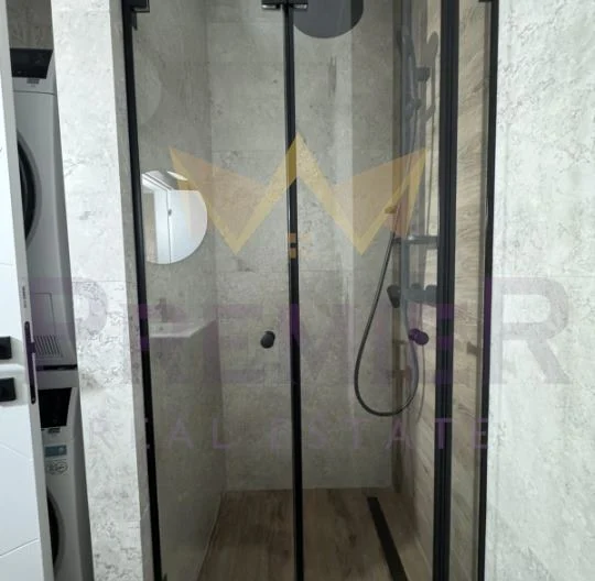 Луксозно Обзаведен Двустаен Апартамент в ж.к. Малинова Долина - - снимка 13 - Имоти Премиер