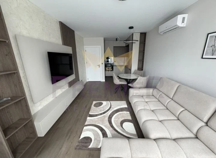 Луксозно Обзаведен Двустаен Апартамент в ж.к. Малинова Долина - - снимка 3 - Имоти Премиер