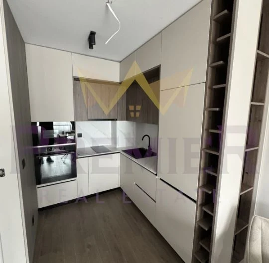 Луксозно Обзаведен Двустаен Апартамент в ж.к. Малинова Долина - - снимка 9 - Имоти Премиер