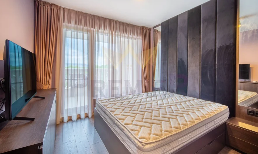 ЛУКСОЗНО ОБЗАВЕДЕН ТРИСТАЕН АПАРТАМЕНТ - - снимка 11 - Имоти Премиер