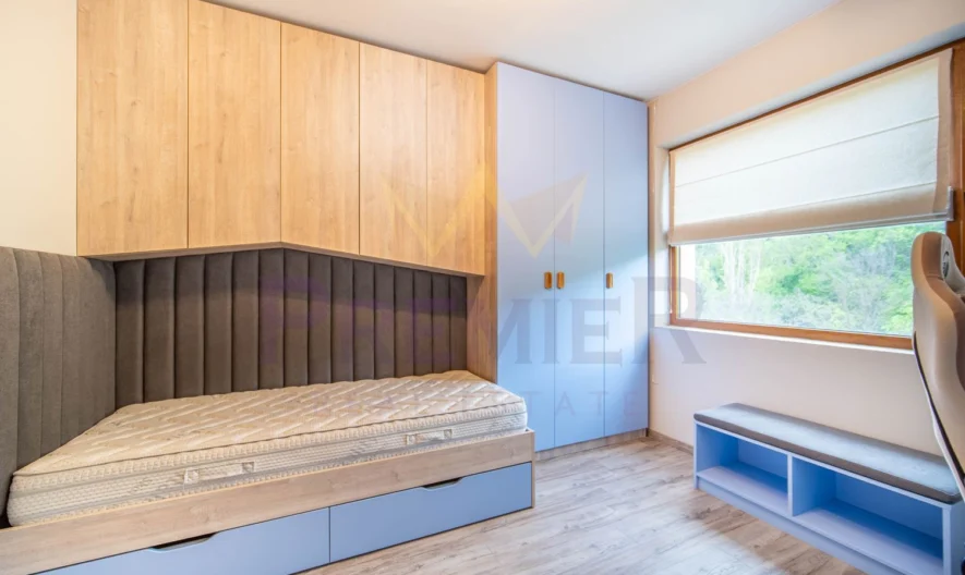 ЛУКСОЗНО ОБЗАВЕДЕН ТРИСТАЕН АПАРТАМЕНТ -  - снимка 15 - Имоти Премиер