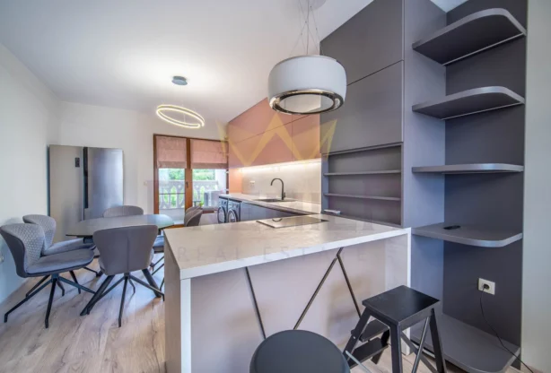 Агенция за недвижими имоти - Имоти Премиер - имот - 1017605, Цена: 219900 EUR