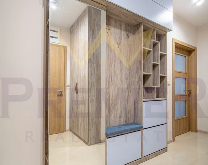 ЛУКСОЗНО ОБЗАВЕДЕН ТРИСТАЕН АПАРТАМЕНТ - - снимка 5 - Имоти Премиер