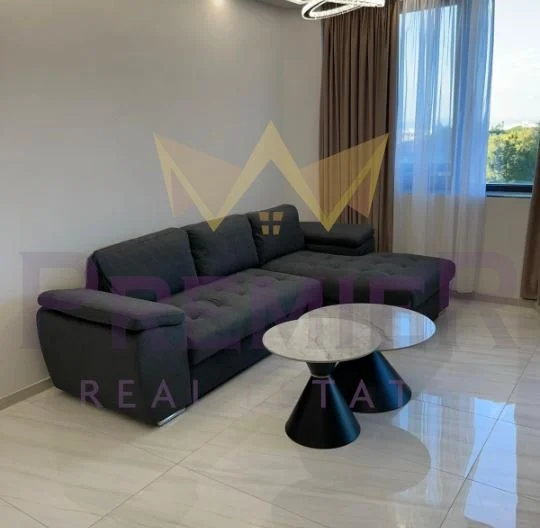 Луксозно обзаведен тристаен апартамент в кв. Кръстова вада -  - снимка 2 - Имоти Премиер